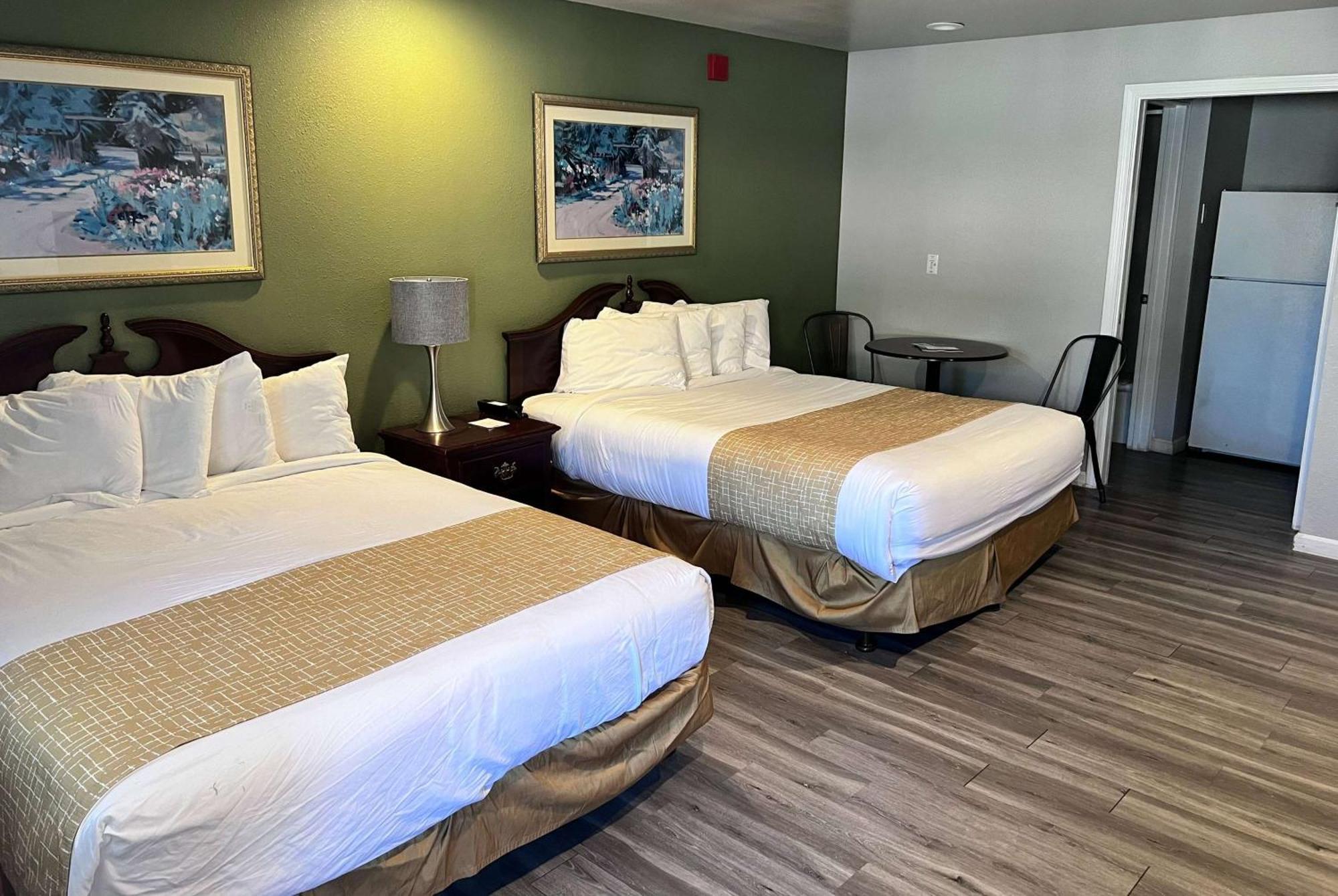Travelodge By Wyndham Redding Ca Bagian luar foto