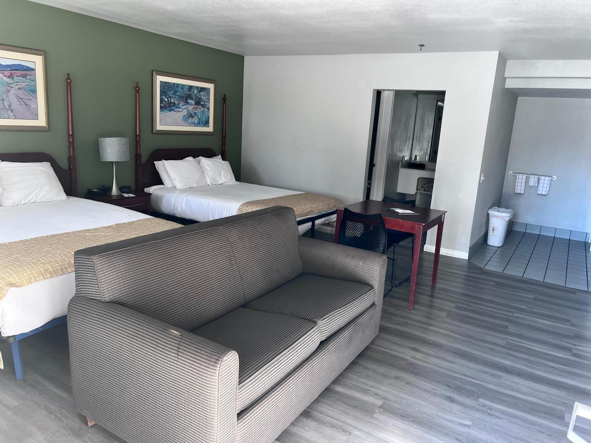 Travelodge By Wyndham Redding Ca Bagian luar foto